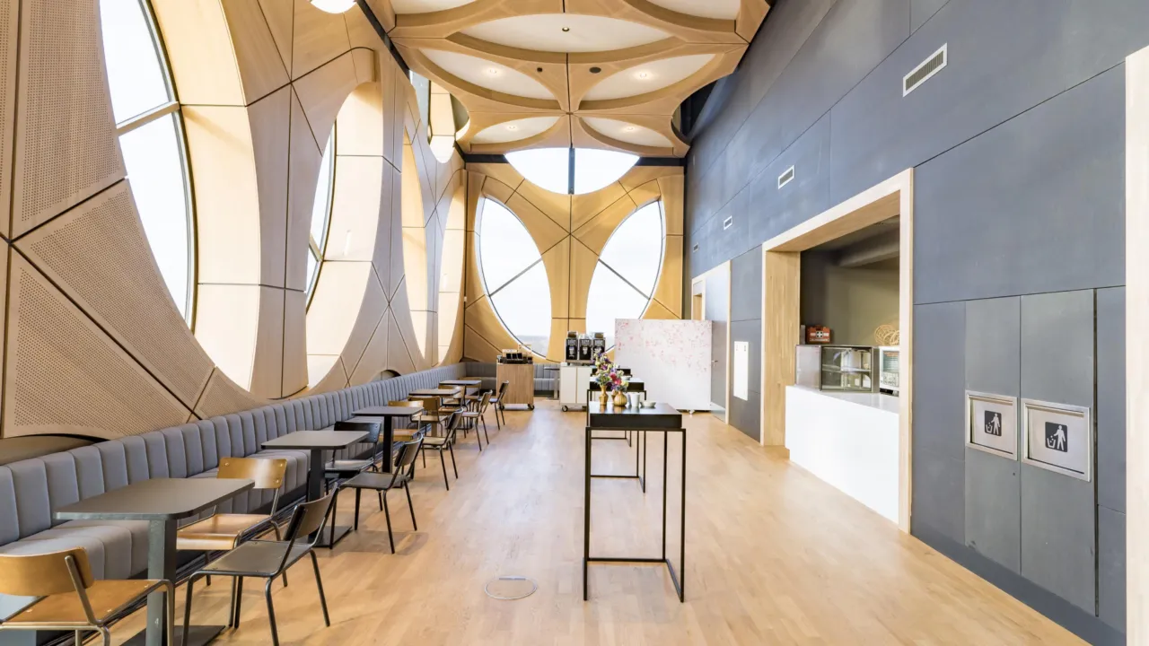 Rooftop café