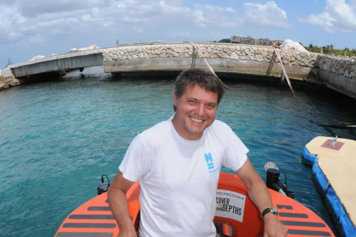 Prof. dr. Bert Hoeksema op expeditie