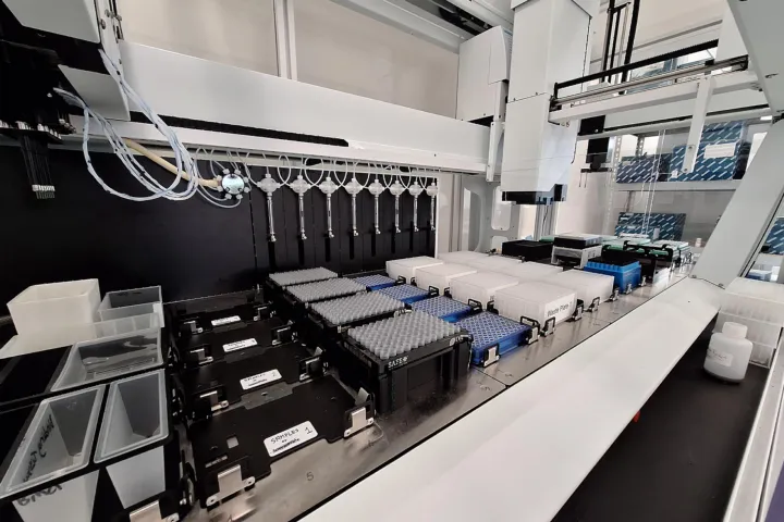 Janus G3 robot voor DNA opwerking